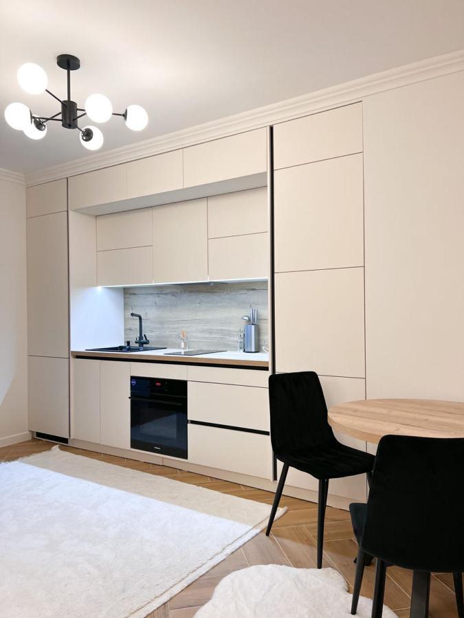 Renthouse Apartments Neoclassic Кишинев Екстериор снимка